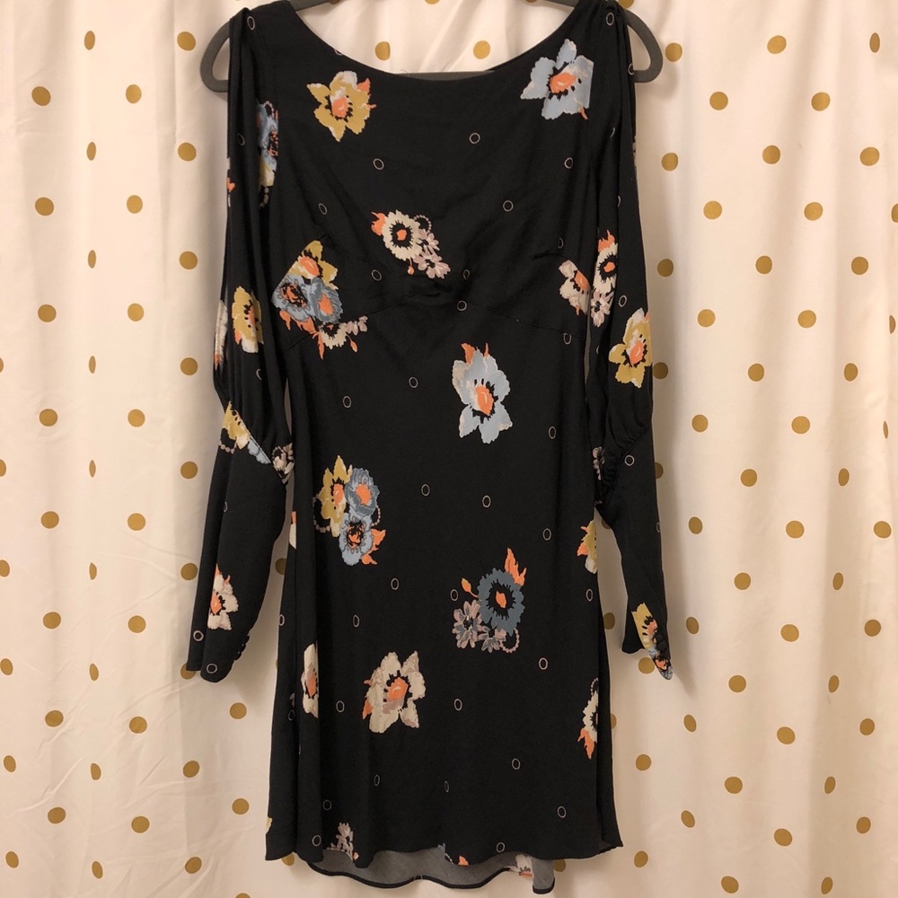 BRAND NEW Free people cold shoulder dress